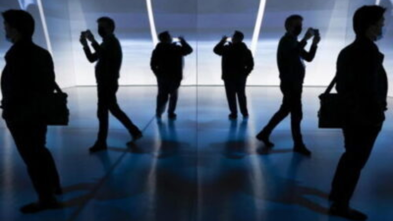 epaselect epa09668564 Attendees parktake in Panasonics immersive experience at the Las Vegas Convention Center for the 2022 International Consumer Electronics Show in Las Vegas, Nevada, USA, 05 January 2022. The annual CES, taking place from 5-8 January 2022, is a place where industry manufacturers, advertisers and tech-minded consumers converge to get a taste of new innovations coming to the market each year.  EPA/CAROLINE BREHMAN